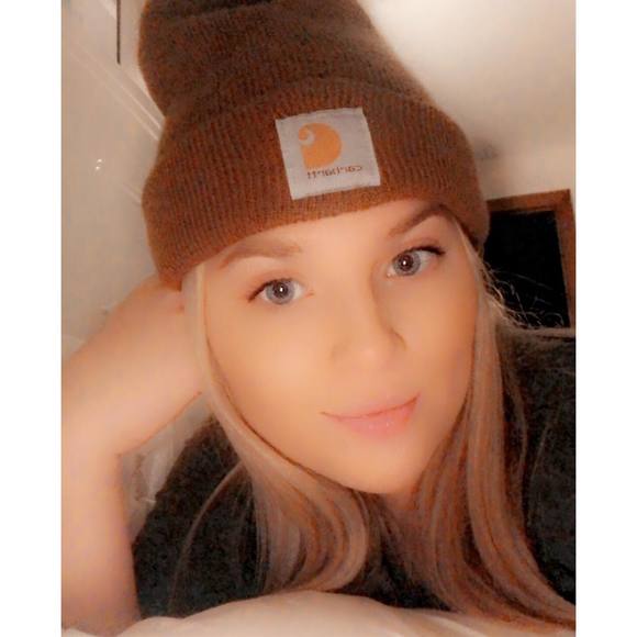 angelagoupil9